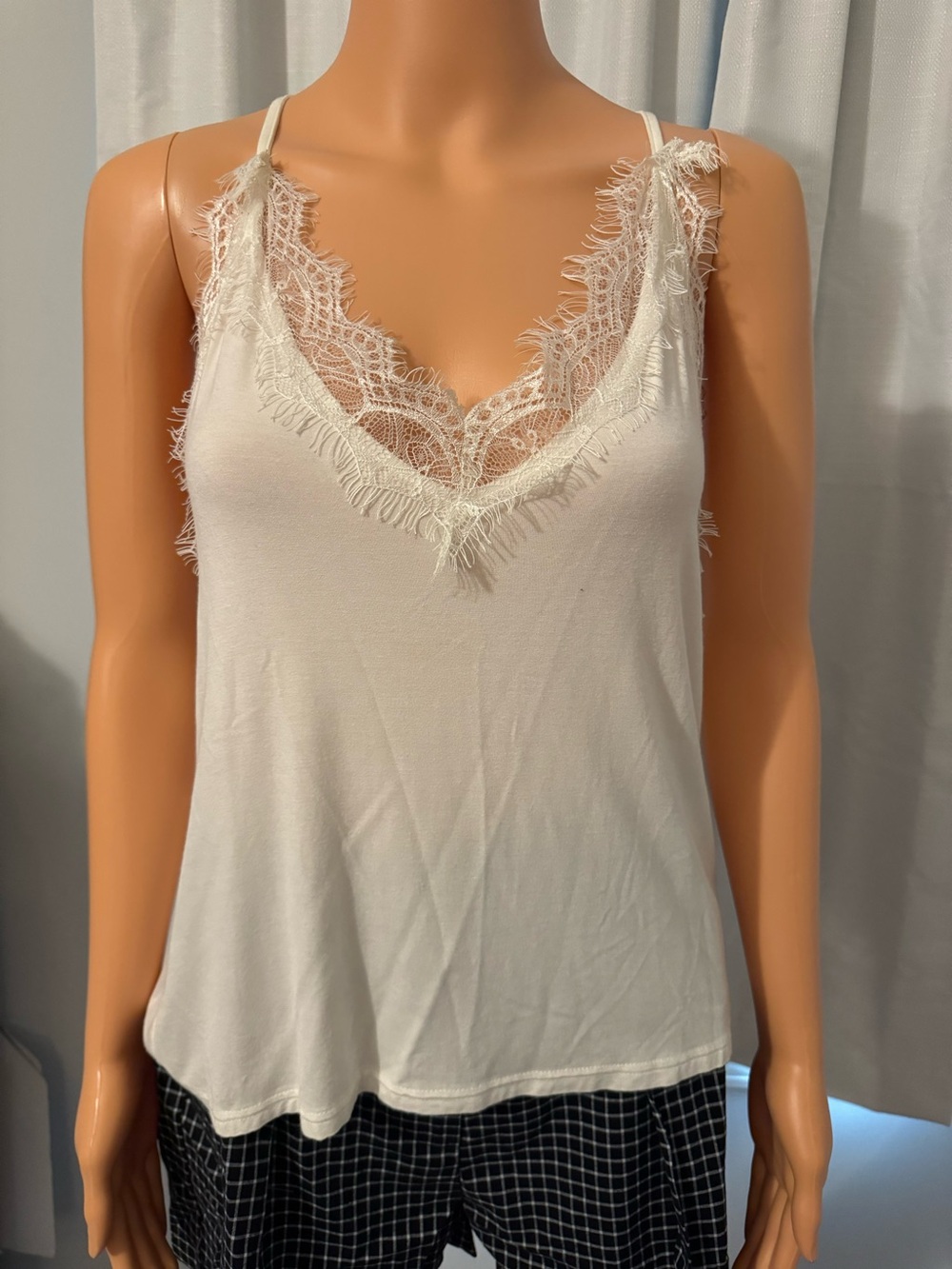 Pretty POL size S white lace trim tank camisole women new